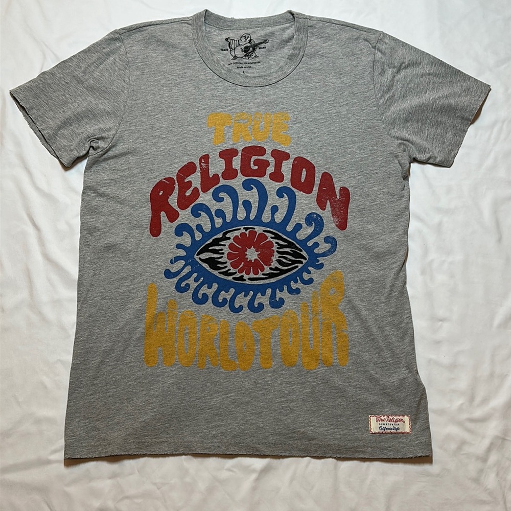 Men’s True Religion size Large grey tshirt